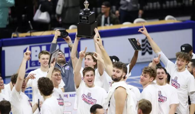 Yotes Capture Trophy
